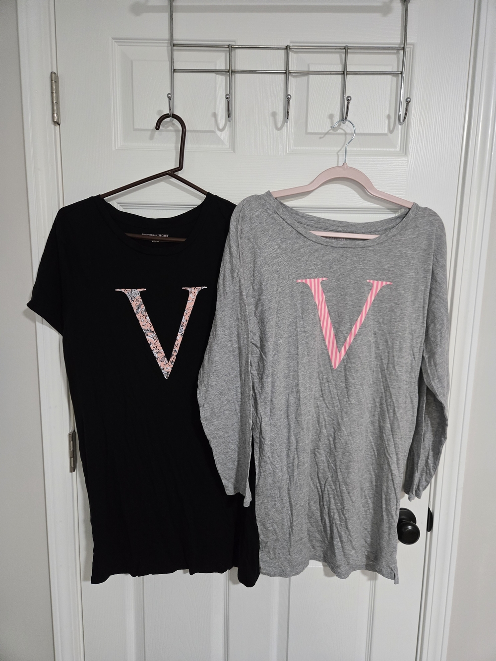 Victoria Secret Sleep Shirts Medium EUC